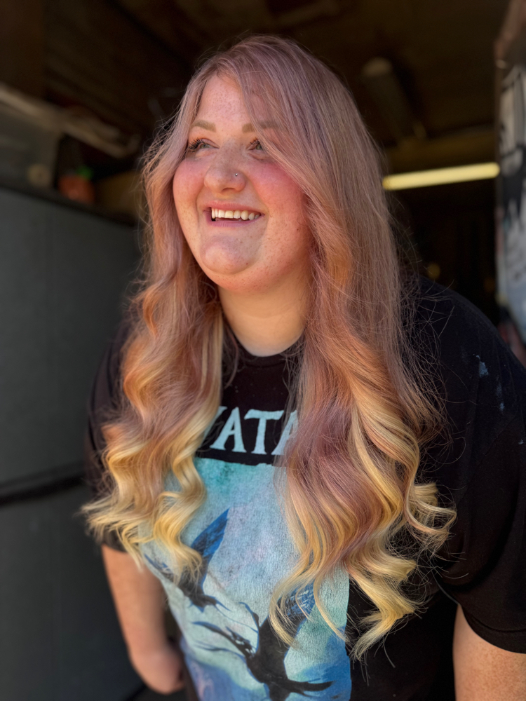 Customized balayage service image from Pixie Loc Wizard