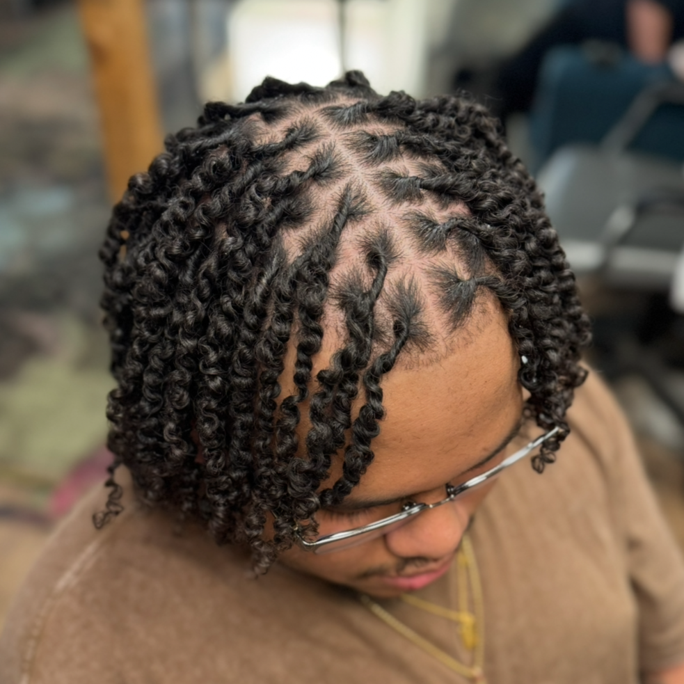 Starter locs service image from Pixie Loc Wizard